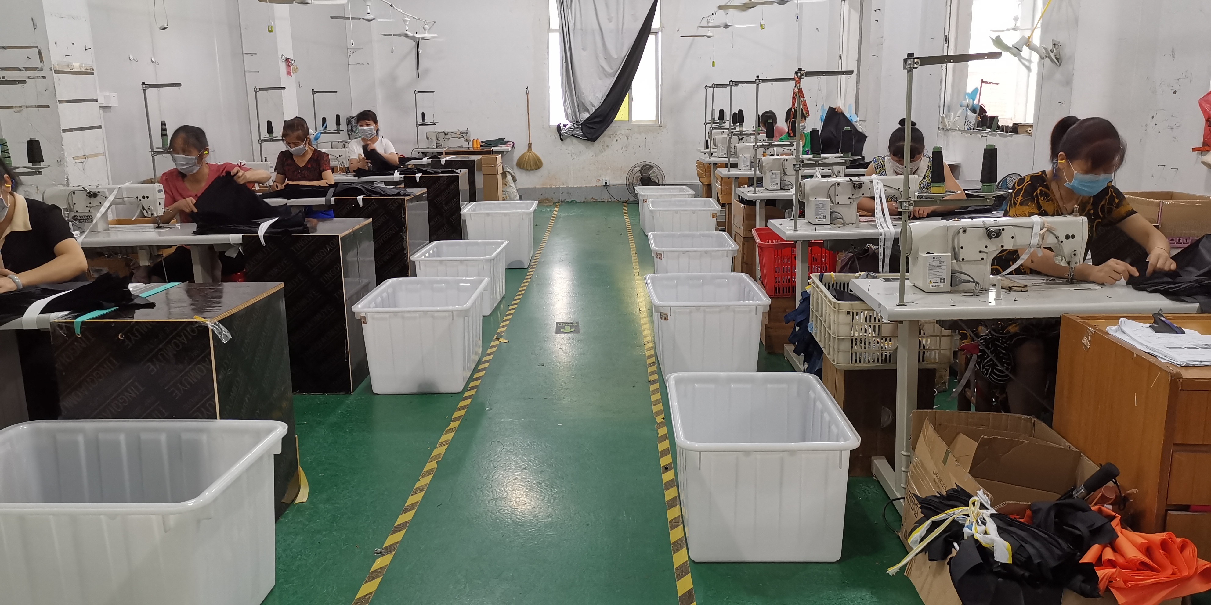 Xiamen United-Prosperity Industry & Trade Co., Ltd. कारखाना उत्पादन लाइन