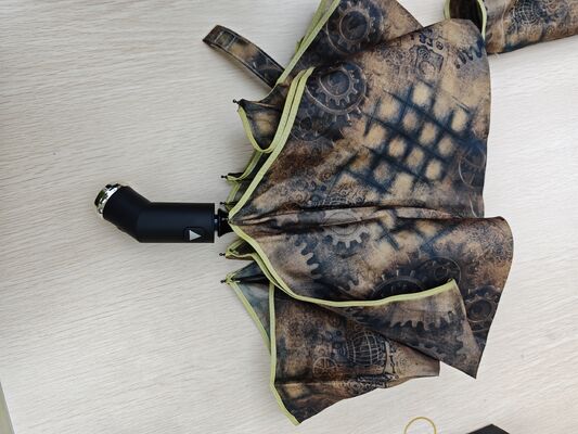 एलईडी रोशनी वाली ऑटो ओपन/क्लोज सेफ्टी छाता रात की दृश्यता के लिए परावर्तक पट्टी के साथ